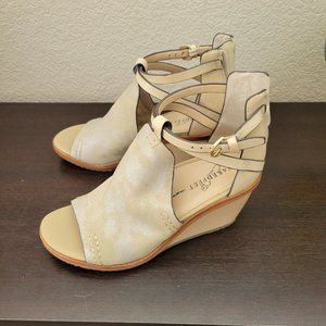 Naked Feet Sandals - Beige
